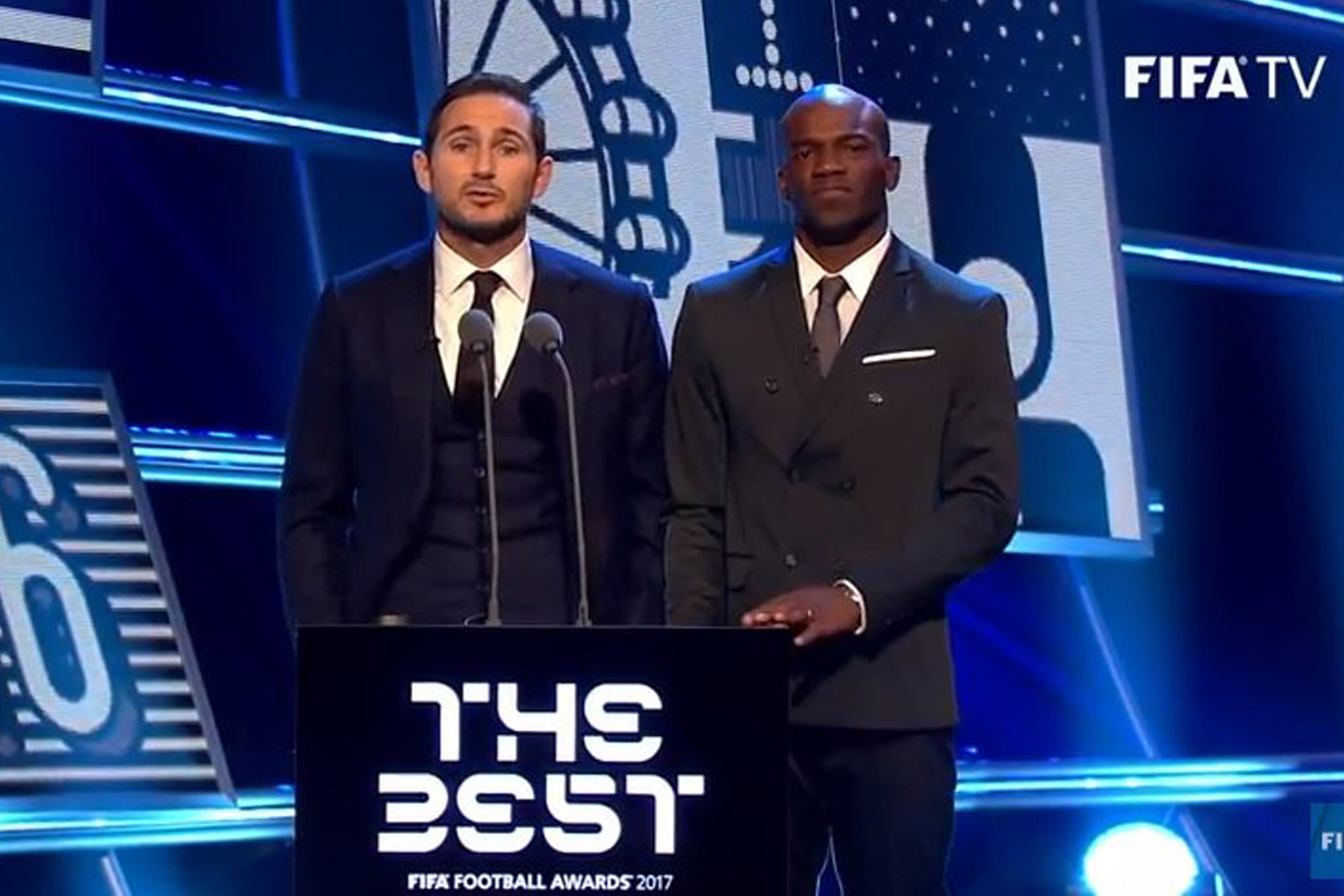 David Suazo enorgullece Honduras en los Premios The Best de la FIFA