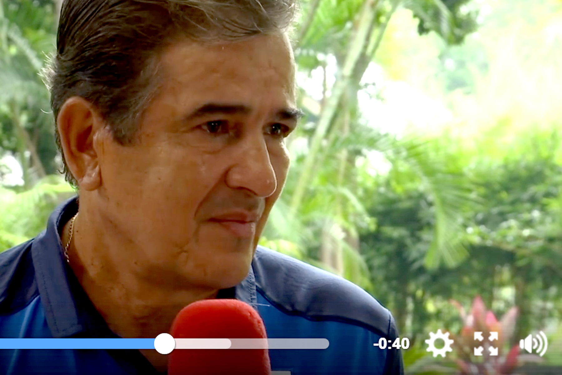 VIDEO: Jorge Luis Pinto llora en México  tras apoyo de "Chelato" Uclés 