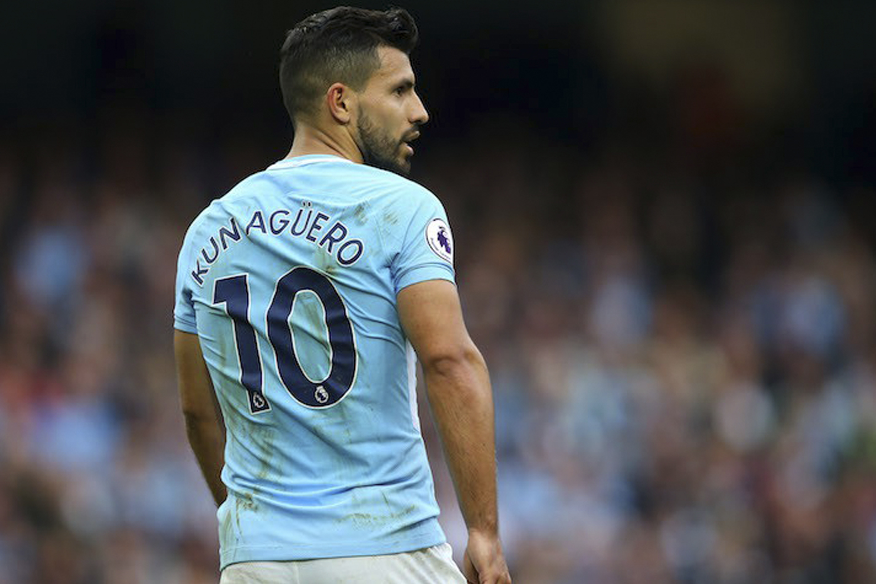 Kun Agüero sufre accidente de tránsito en Holanda