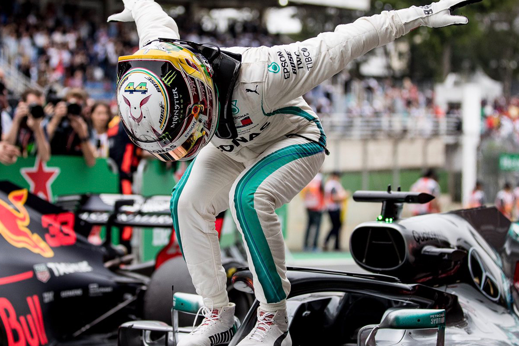 Lewis Hamilton gana el Gran Premio de Brasil 