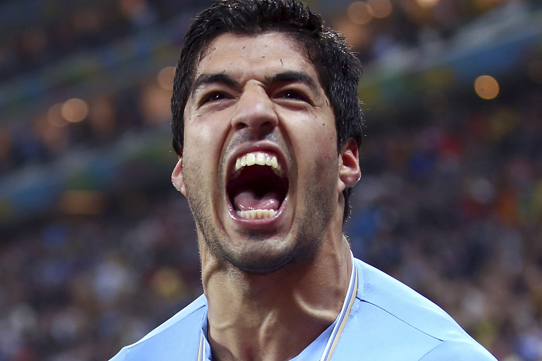 Luis Suárez supera lesión de rodilla y podría jugar con la Selección de Uruguay 