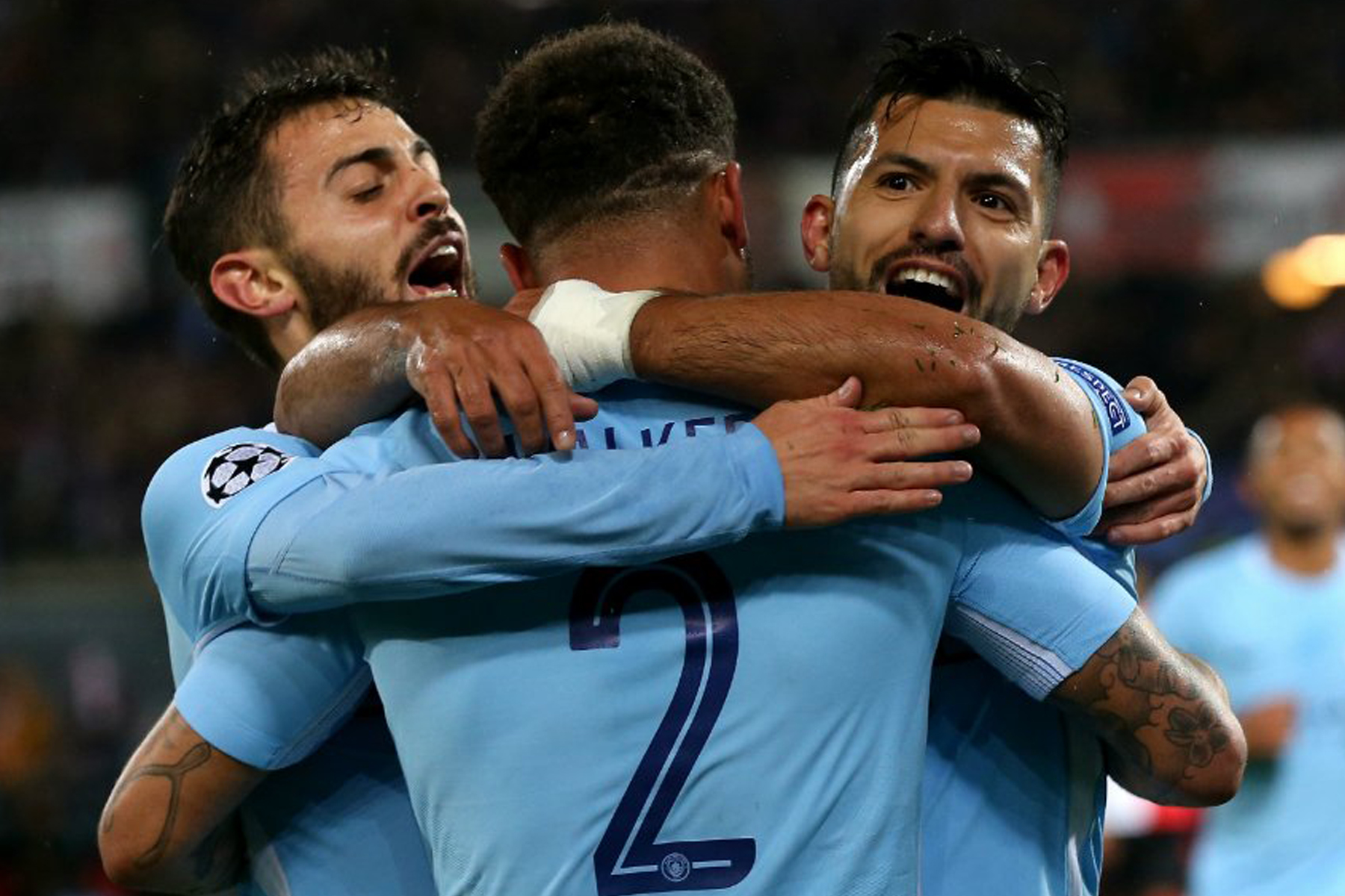 Manchester City golea 4-0 al Feyenoord