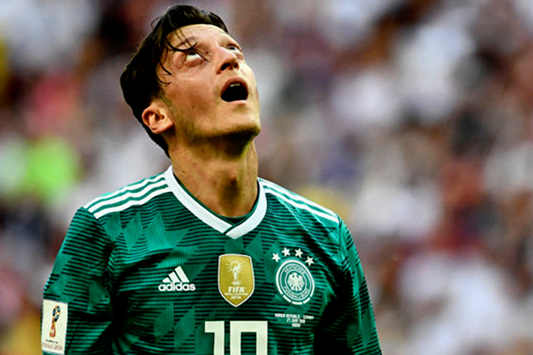 Ozil deja la selección de Alemania