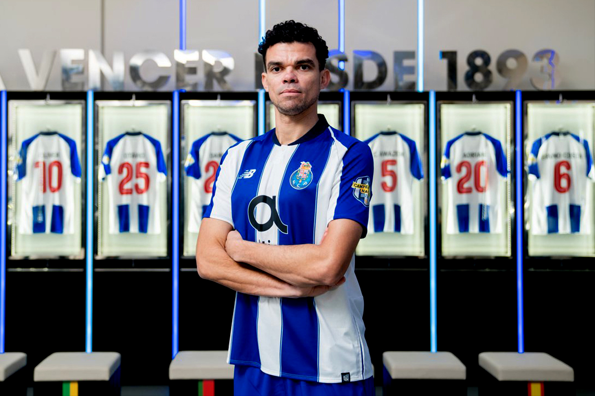 FC Porto ficha a Pepe 