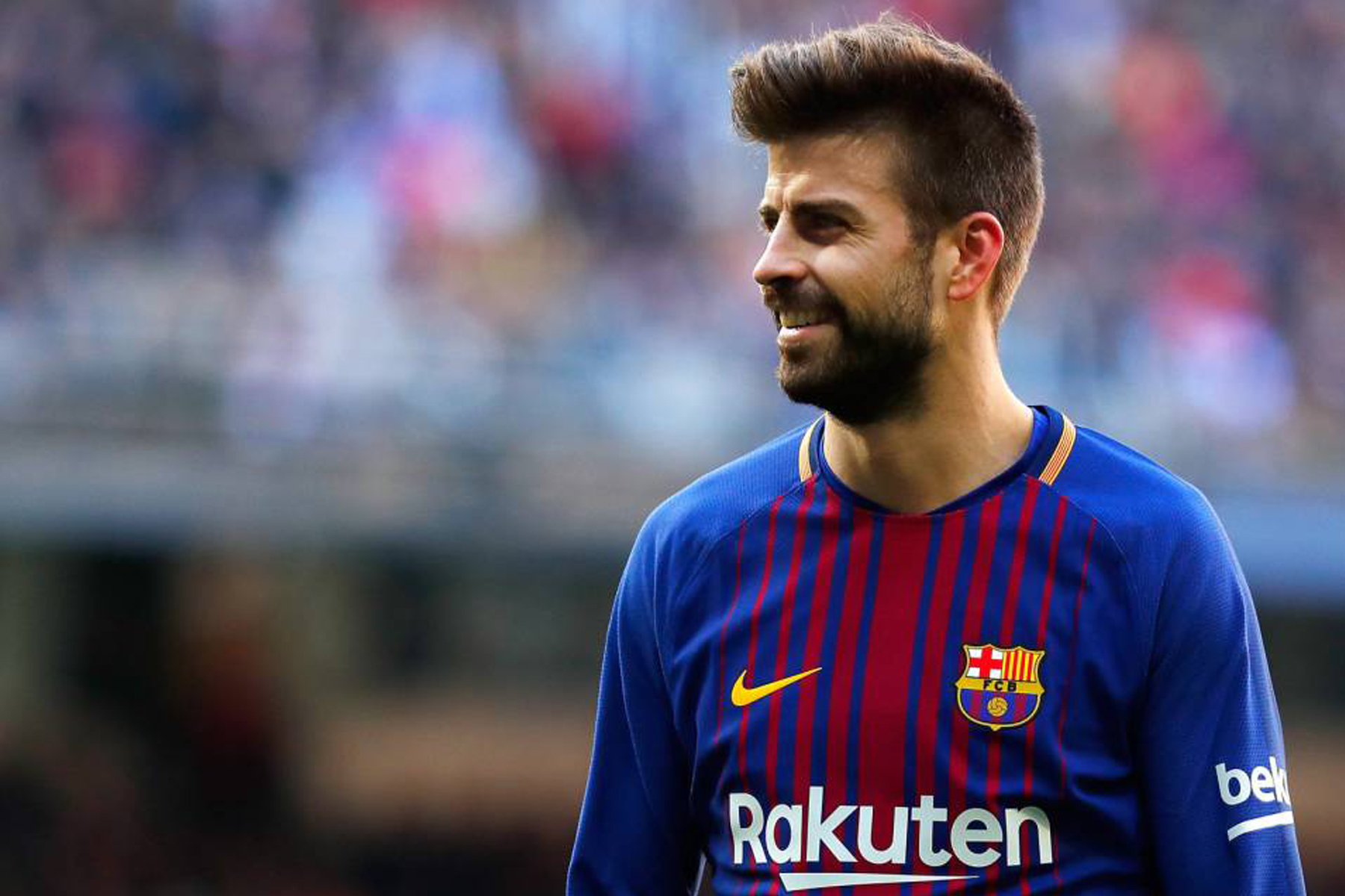 Piqué: “No me motiva vestir otra camiseta”