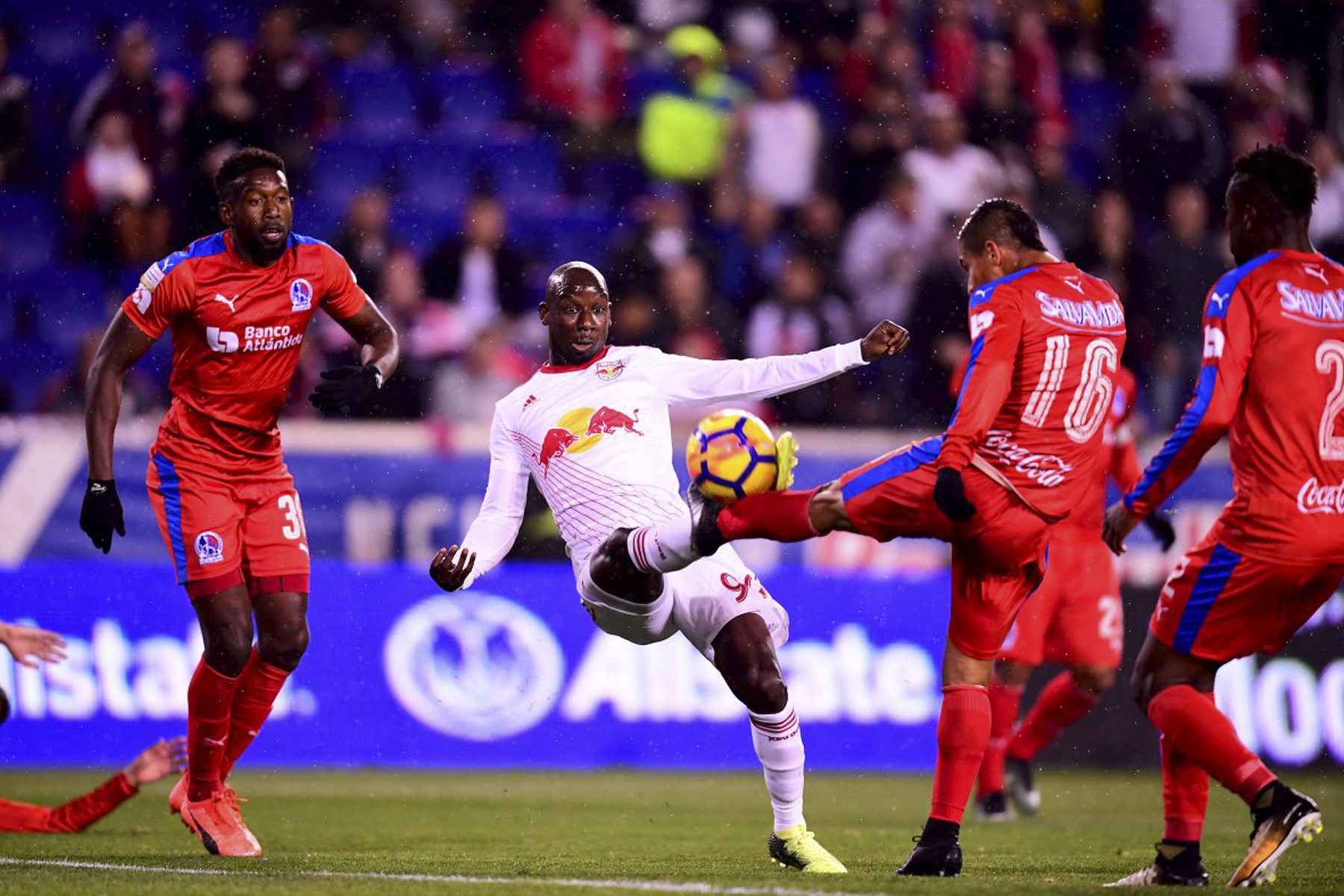 Olimpia cae ante el NY Red Bulls en la Concachampions