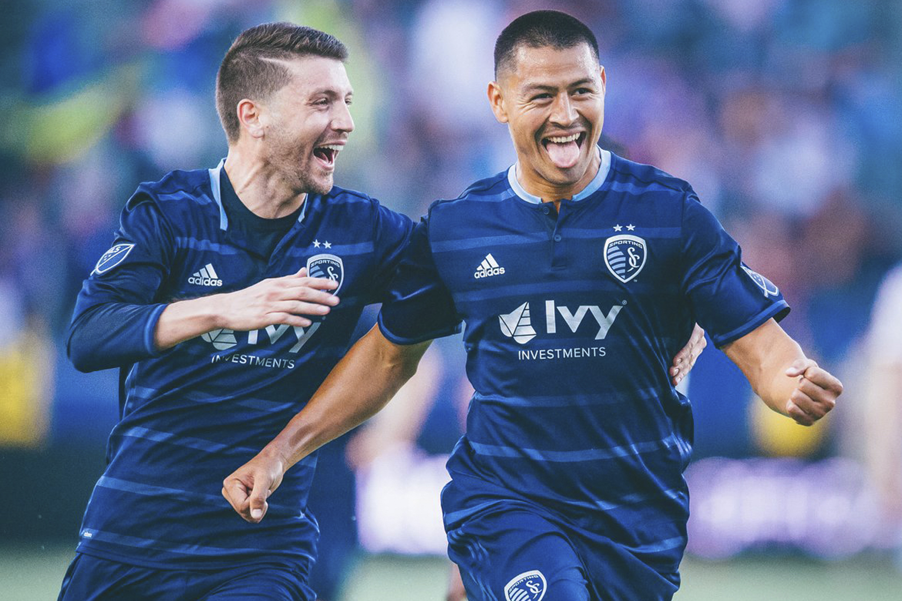 Gol de Roger Espinoza causa revuelo en el Kansas City #MLS