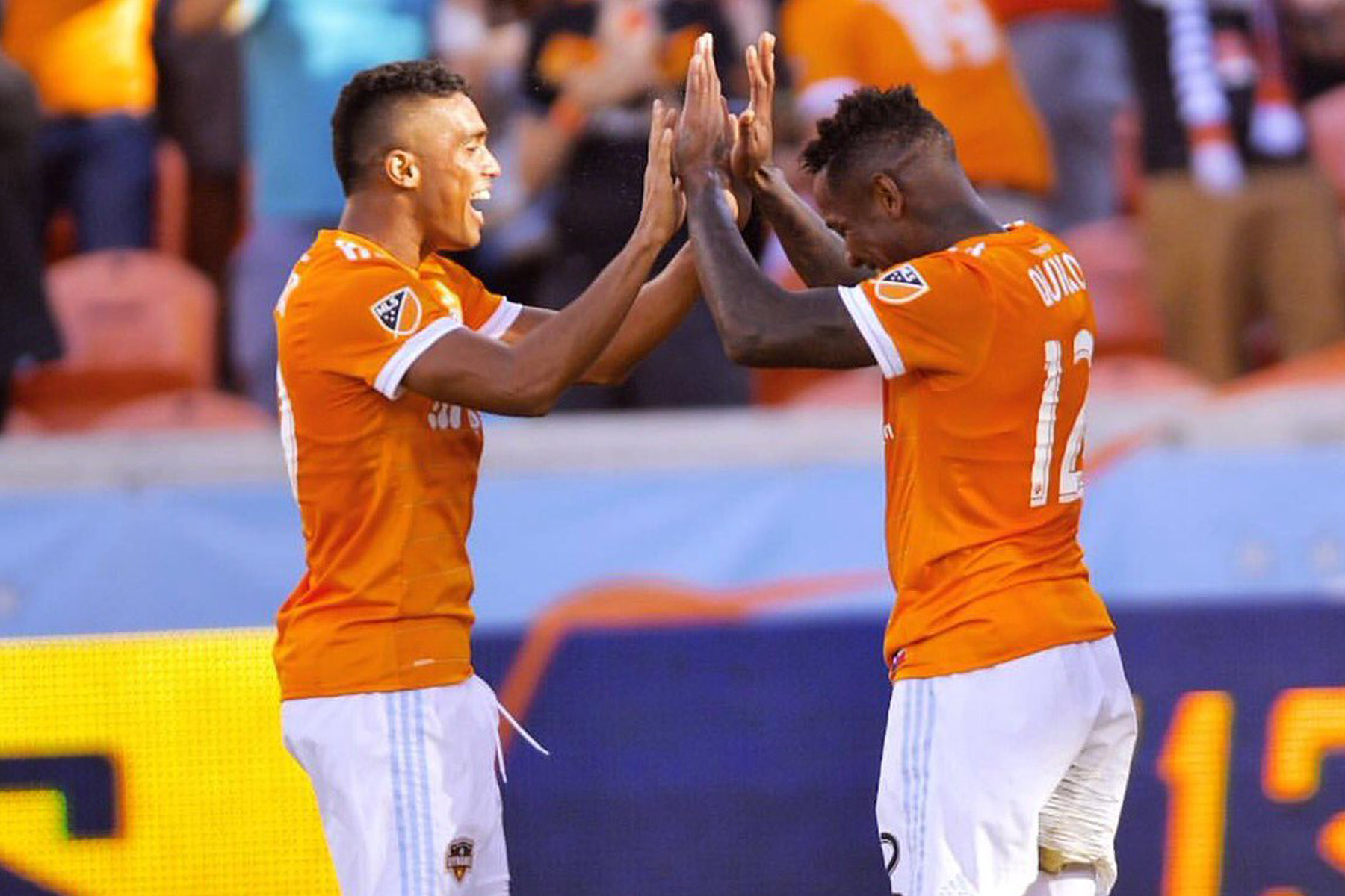VIDEO: Lesionan a Romell Quioto tras golazo con el Houston Dynamo 
