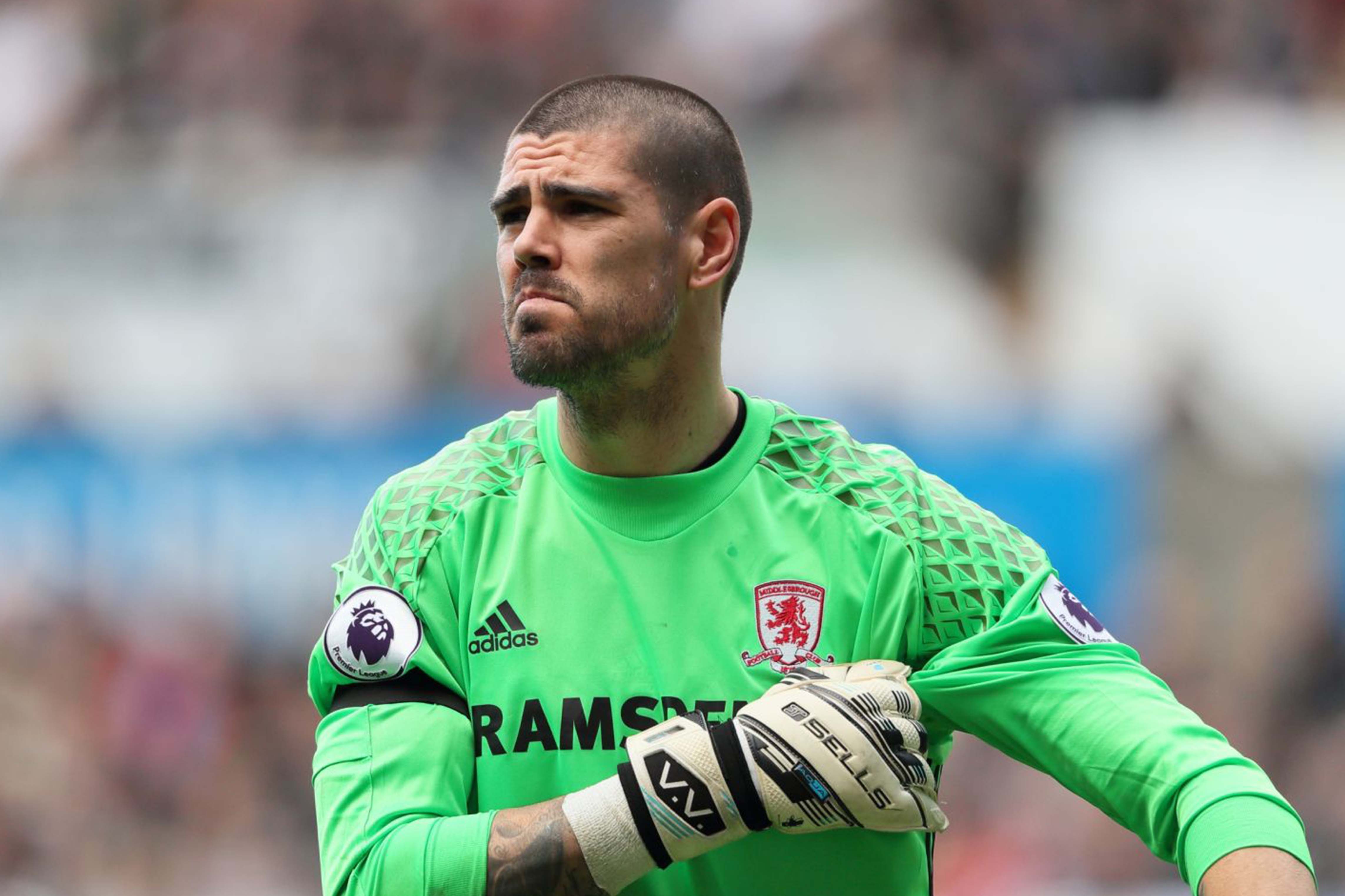 Víctor Valdés se despide del fútbol 