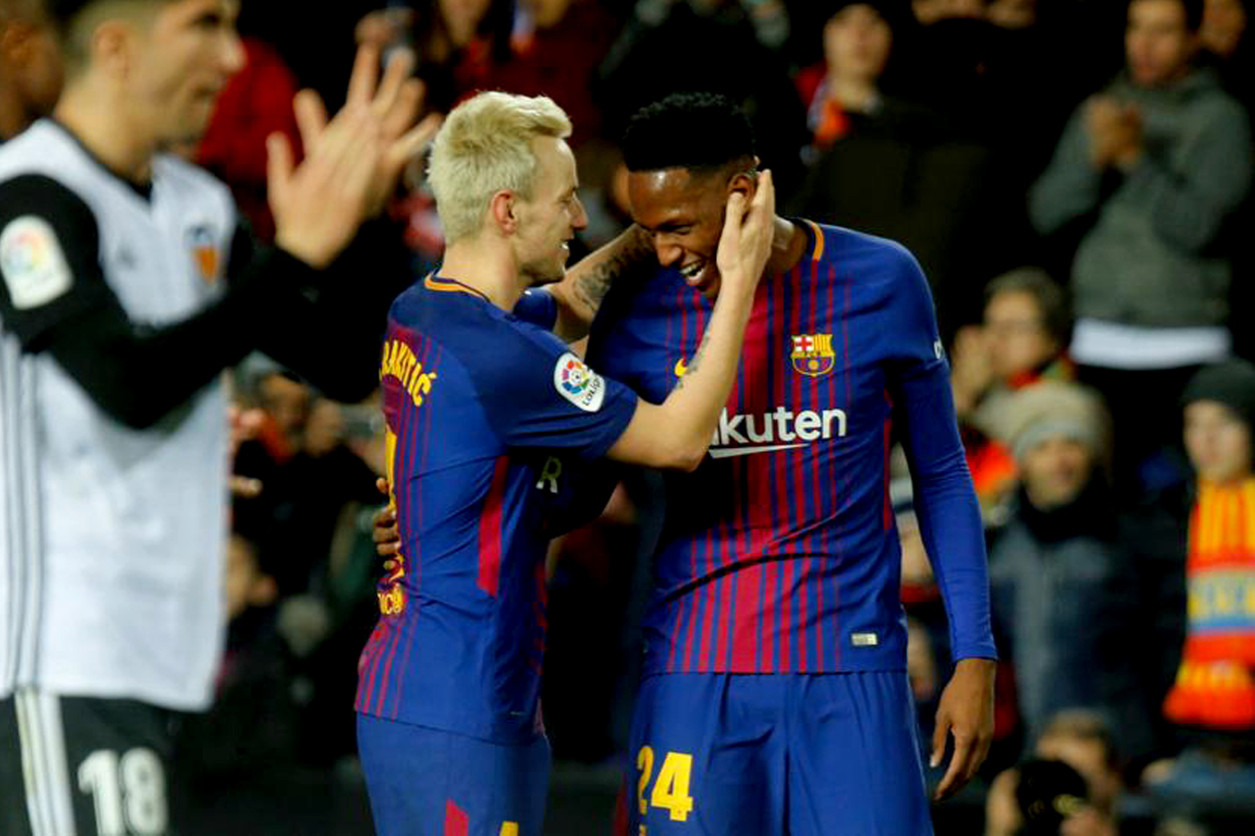 Yerry Mina debutó con el FC Barcelona 